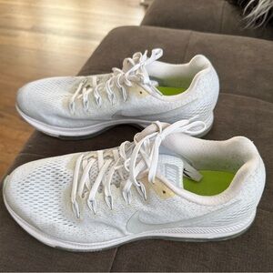 Nike Zoom Light Grey/White Women’s size 10